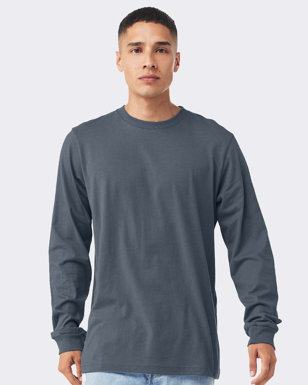 https://cdn.ssactivewear.com/Images/ModelColor/100686_omf_fl.jpg