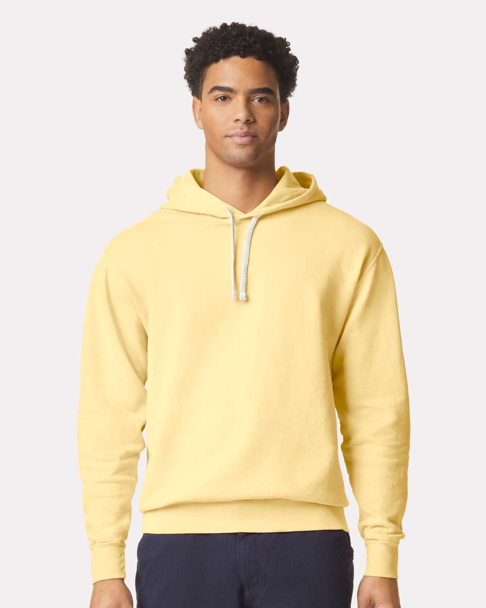 https://cdn.ssactivewear.com/Images/ModelColor/107752_omf_fl.jpg