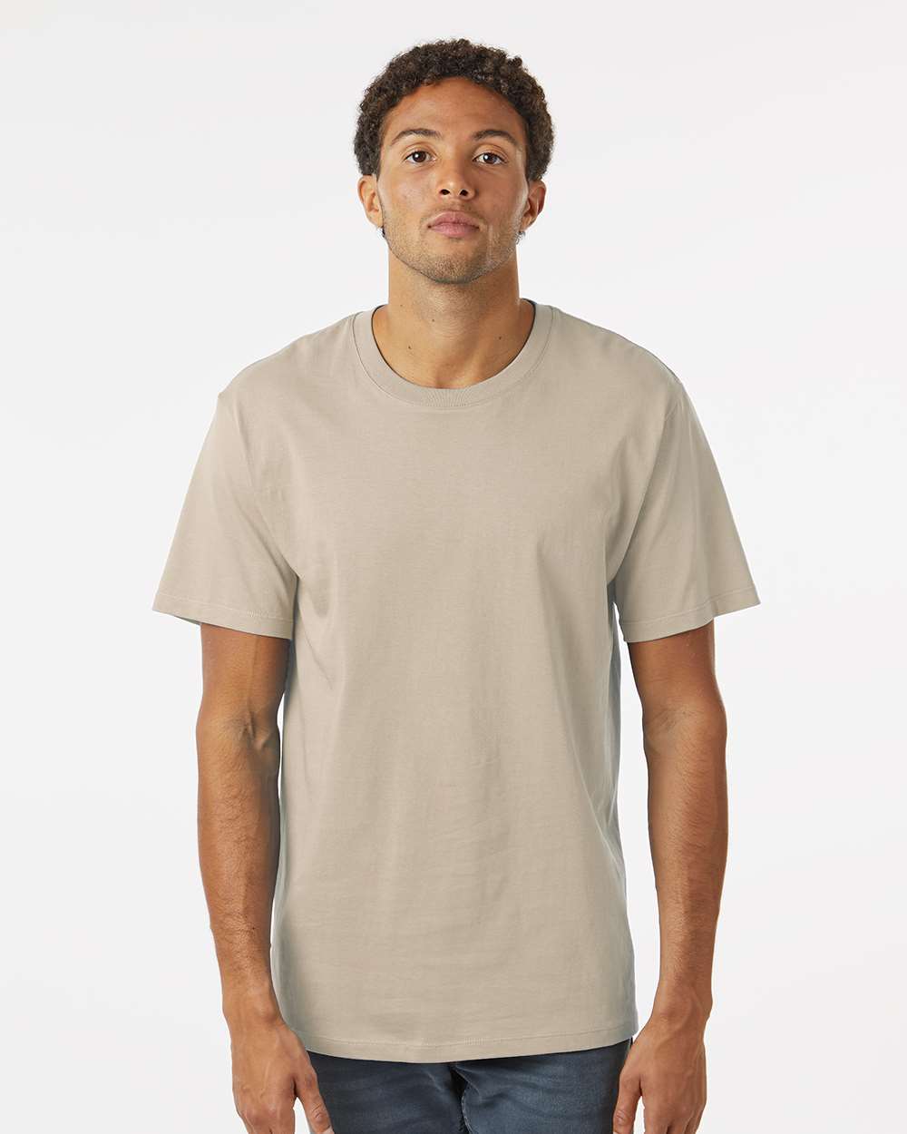 https://cdn.ssactivewear.com/Images/ModelColor/109526_omf_fl.jpg