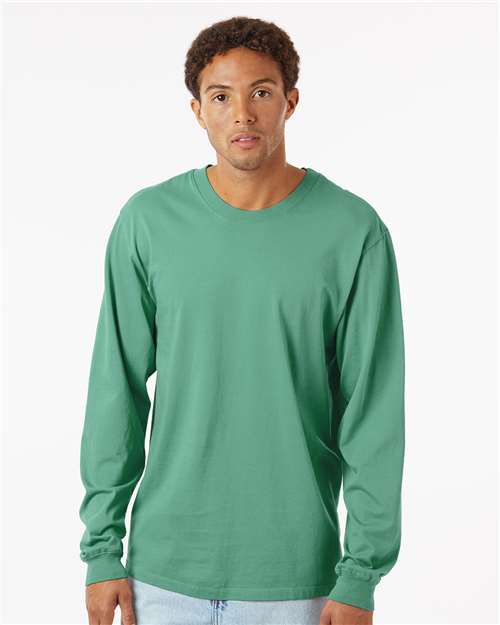 https://cdn.ssactivewear.com/Images/ModelColor/109558_omf_fm.jpg