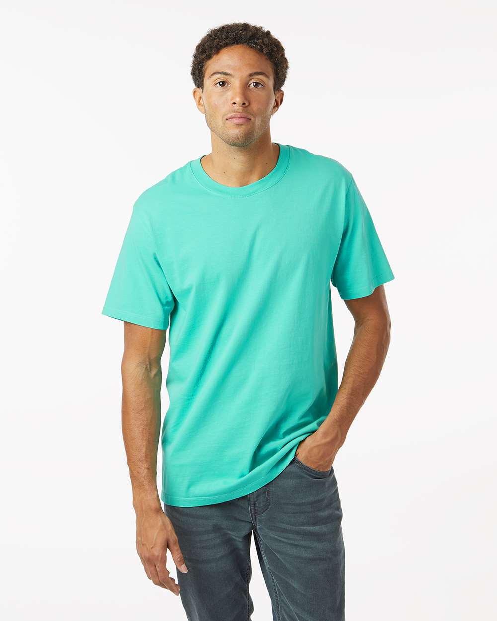 https://cdn.ssactivewear.com/Images/ModelColor/109587_omf_fl.jpg