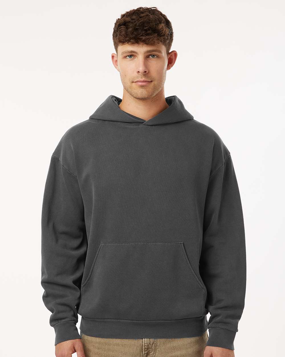 https://cdn.ssactivewear.com/Images/ModelColor/112917_omf_fl.jpg