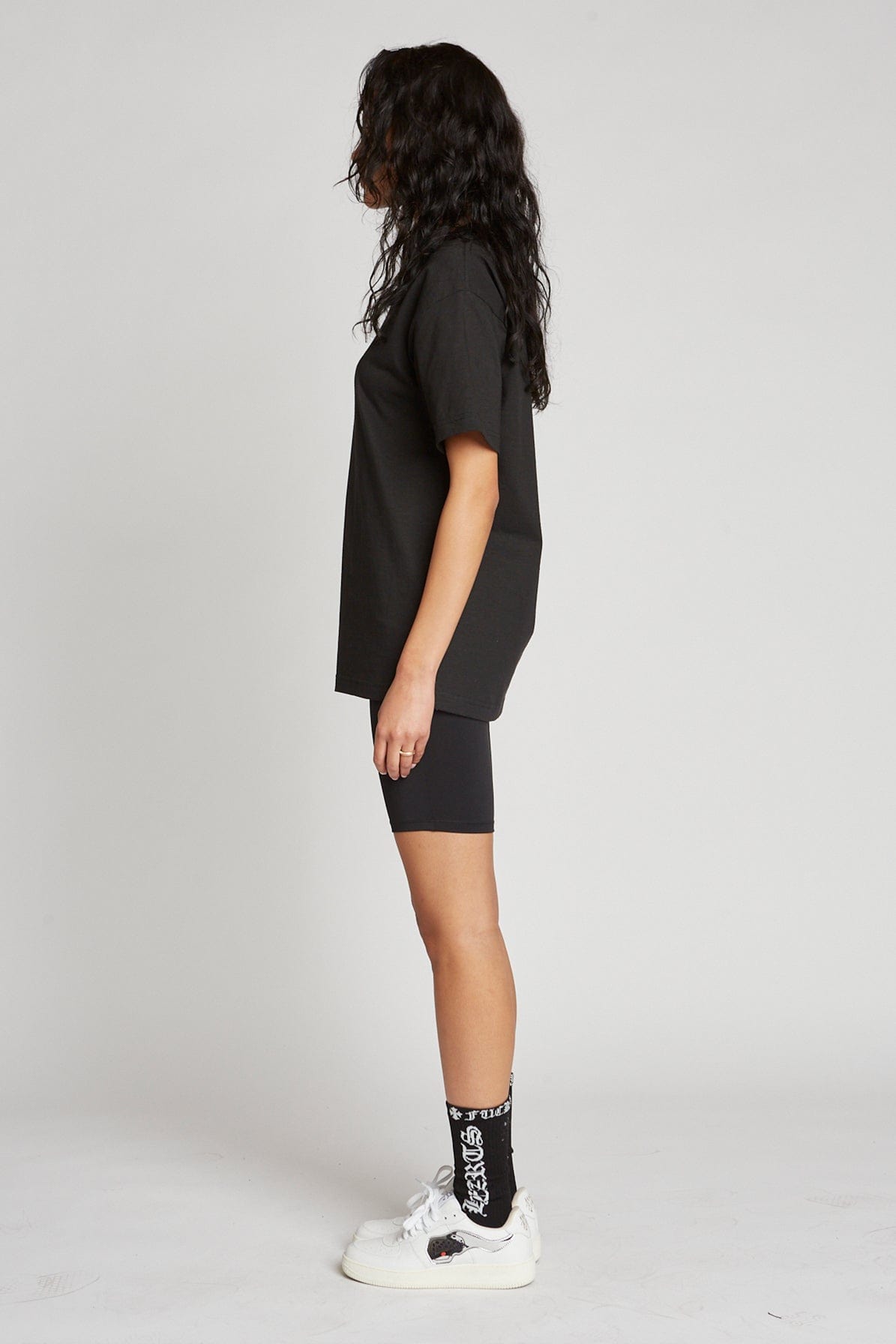 Homeroom 100% Cotton Tubular T-Shirt Heavyweight Thick Collar Slightly Oversized