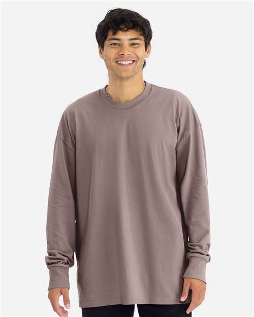https://cdn.ssactivewear.com/Images/ModelColor/116022_omf_fm.jpg