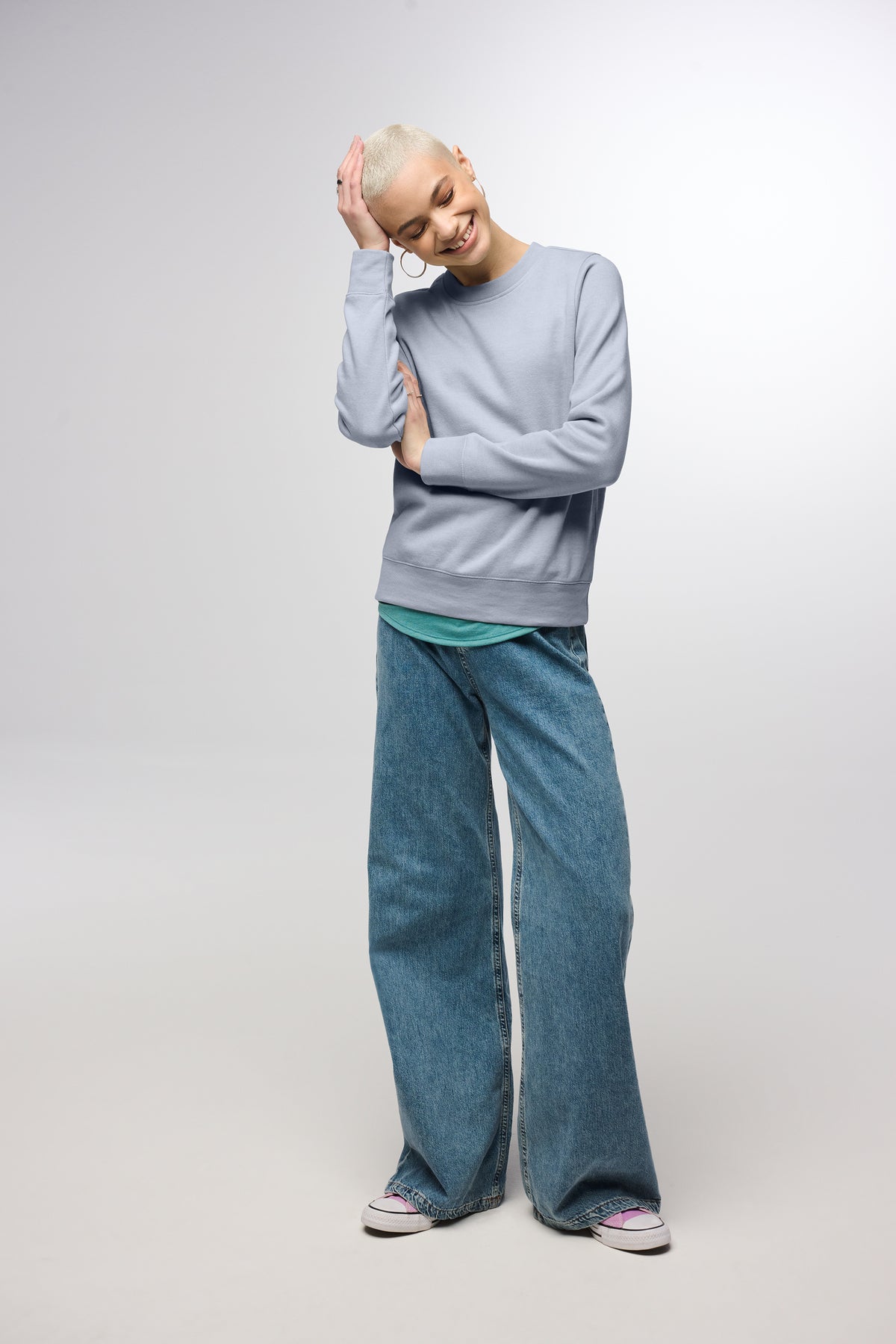 District Women's V.I.T. Fleece Crew Cotton-Blend Crewneck Sweatshirt