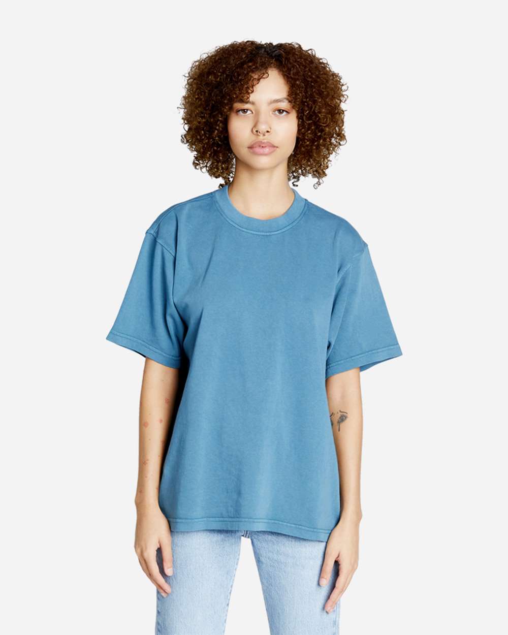 https://cdn.ssactivewear.com/Images/ModelColor/120436_omf_fl.jpg
