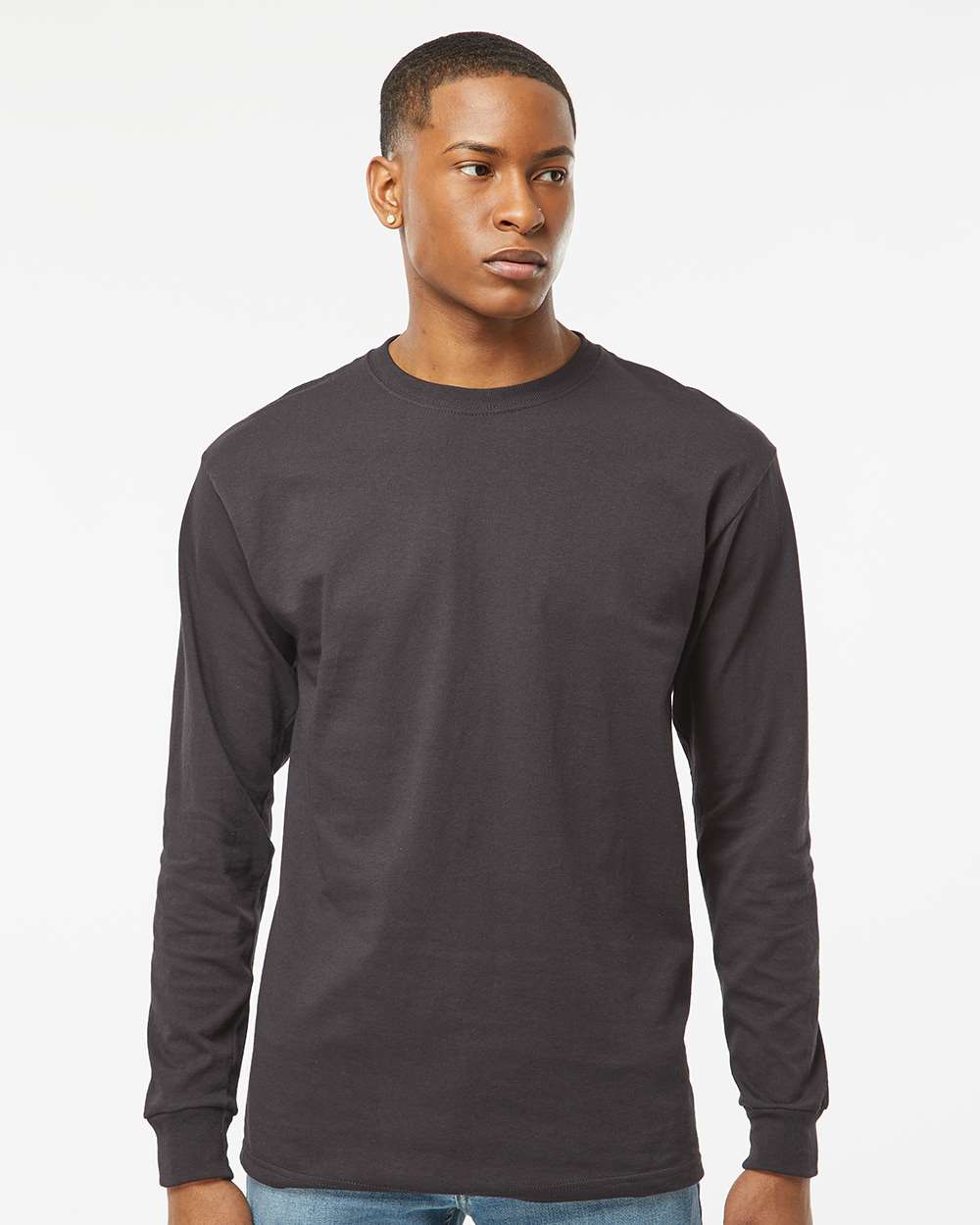https://cdn.ssactivewear.com/Images/ModelColor/133108_omf_fl.jpg