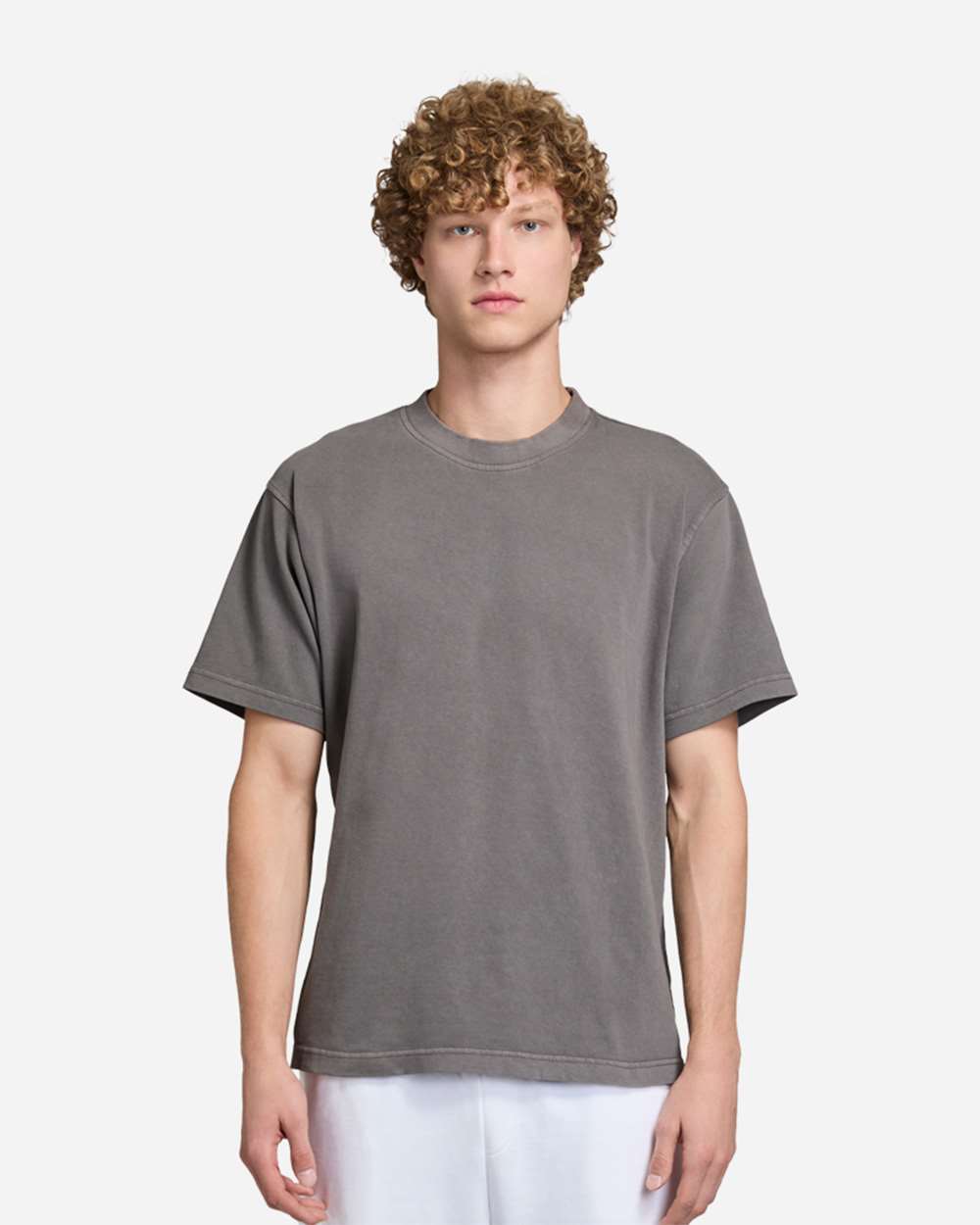 https://cdn.ssactivewear.com/Images/ModelColor/135234_omf_fl.jpg
