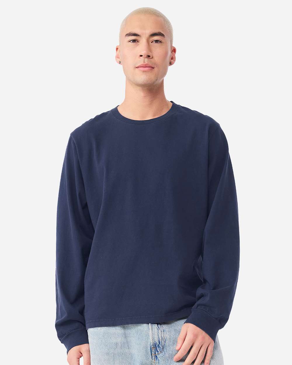 https://cdn.ssactivewear.com/Images/ModelColor/135833_omf_fl.jpg