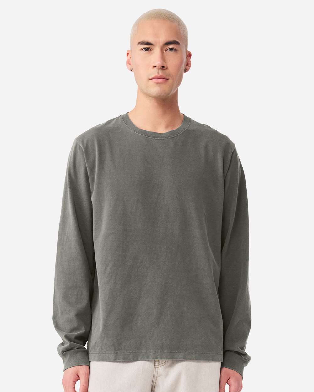 https://cdn.ssactivewear.com/Images/ModelColor/135836_omf_fl.jpg