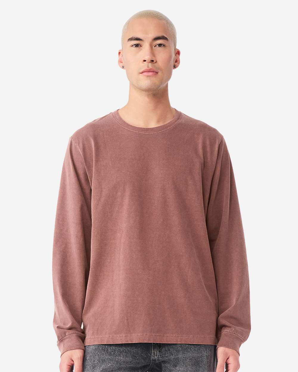 https://cdn.ssactivewear.com/Images/ModelColor/135837_omf_fl.jpg