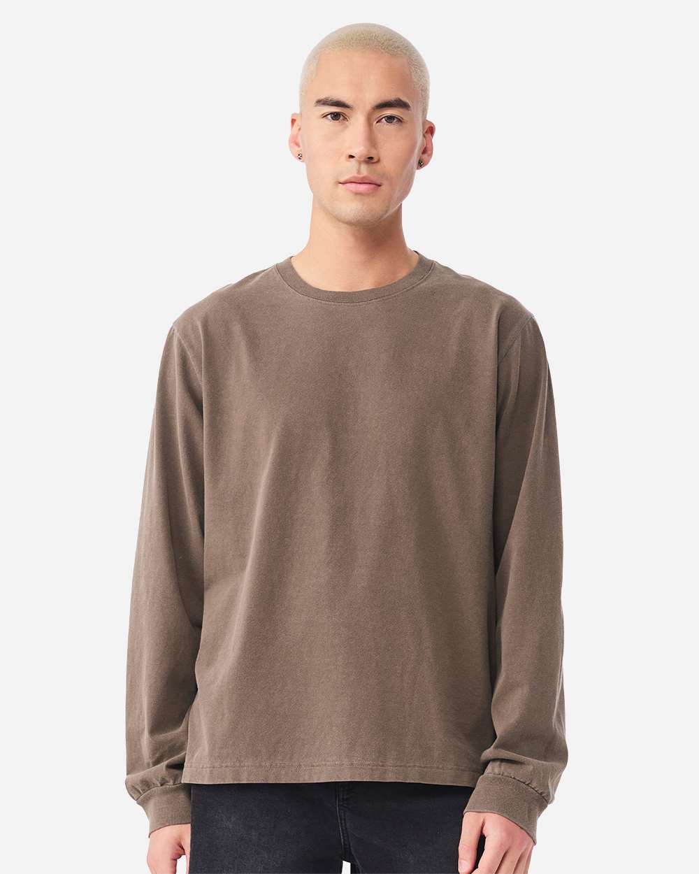 https://cdn.ssactivewear.com/Images/ModelColor/135838_omf_fl.jpg