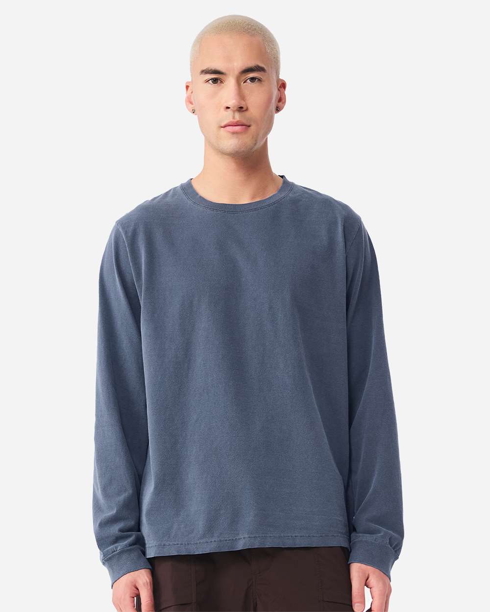 https://cdn.ssactivewear.com/Images/ModelColor/135840_omf_fl.jpg