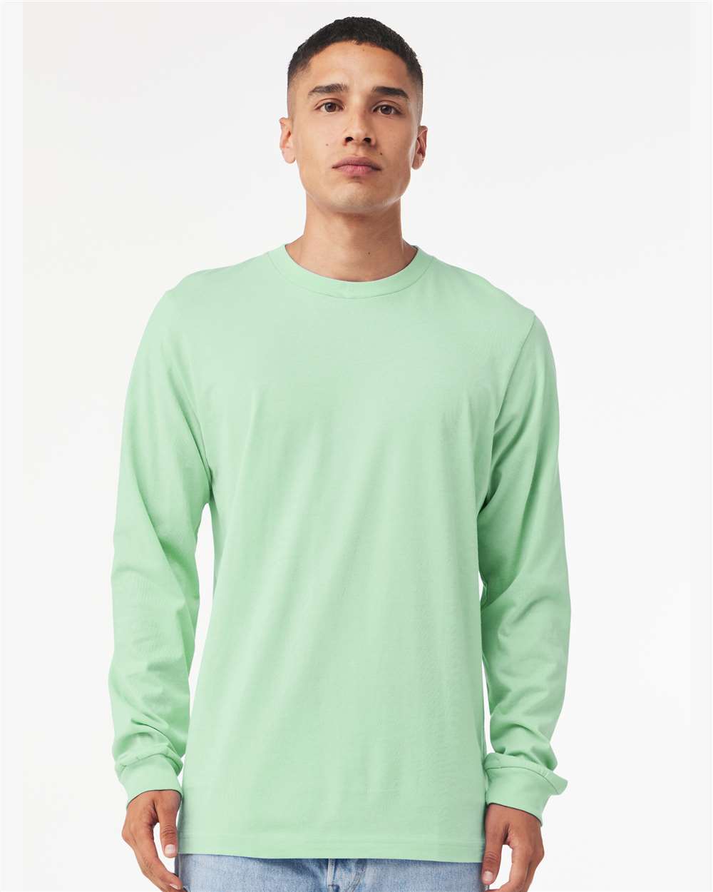 https://cdn.ssactivewear.com/Images/ModelColor/82543_omf_fl.jpg