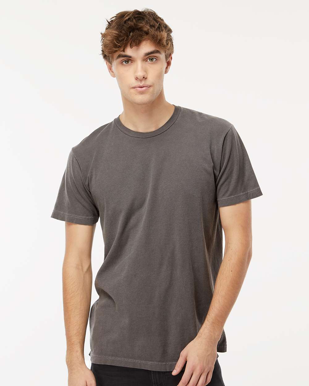 https://cdn.ssactivewear.com/Images/ModelColor/92485_omf_fl.jpg