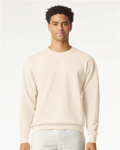 Comfort Colors Unisex Garment-Dyed Lightweight Fleece Crewneck Sweatshirt