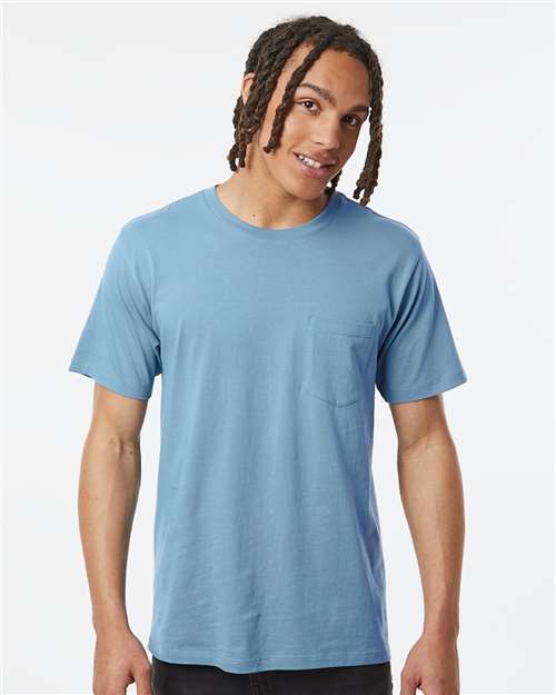 https://cdn.ssactivewear.com/Images/ModelColor/109552_omf_fm.jpg?v=2