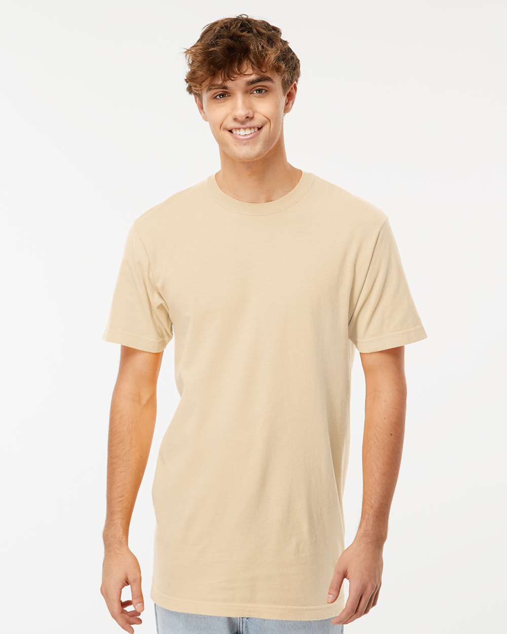 https://cdn.ssactivewear.com/Images/ModelColor/113146_omf_fl.jpg