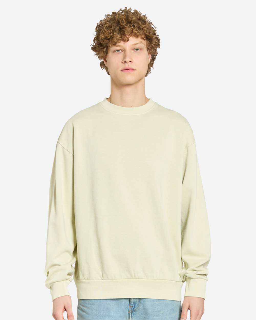 https://cdn.ssactivewear.com/Images/ModelColor/120447_omf_fl.jpg