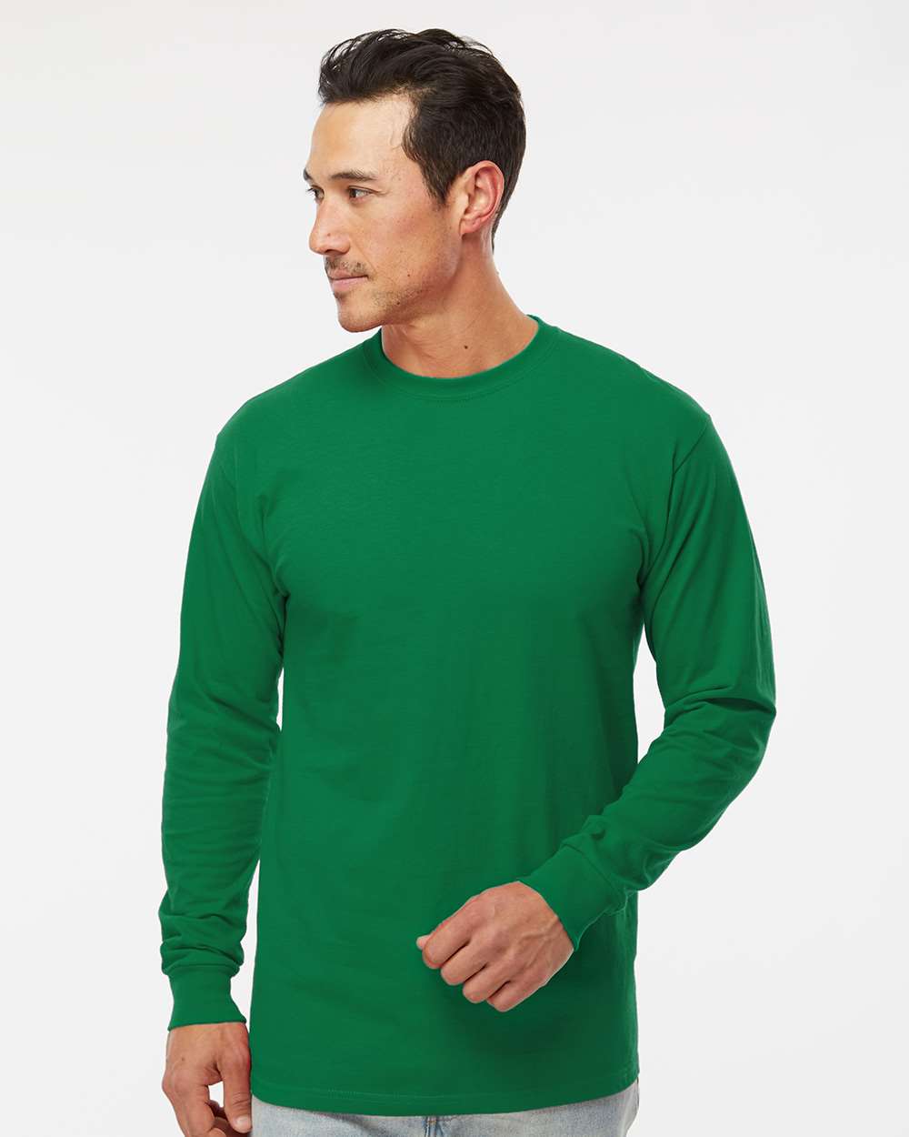 https://cdn.ssactivewear.com/Images/ModelColor/133109_omf_fl.jpg