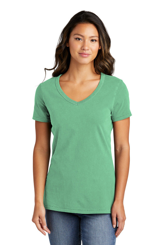 https://images.shirtspace.com/large/CgaikMvg7jbRB5368Wp8Vw%3D%3D/424076/20049-port-company-lpc099v-port-company-ladies-beach-wash-garment-dyed-v-neck-tee-front-jadeite.jpg