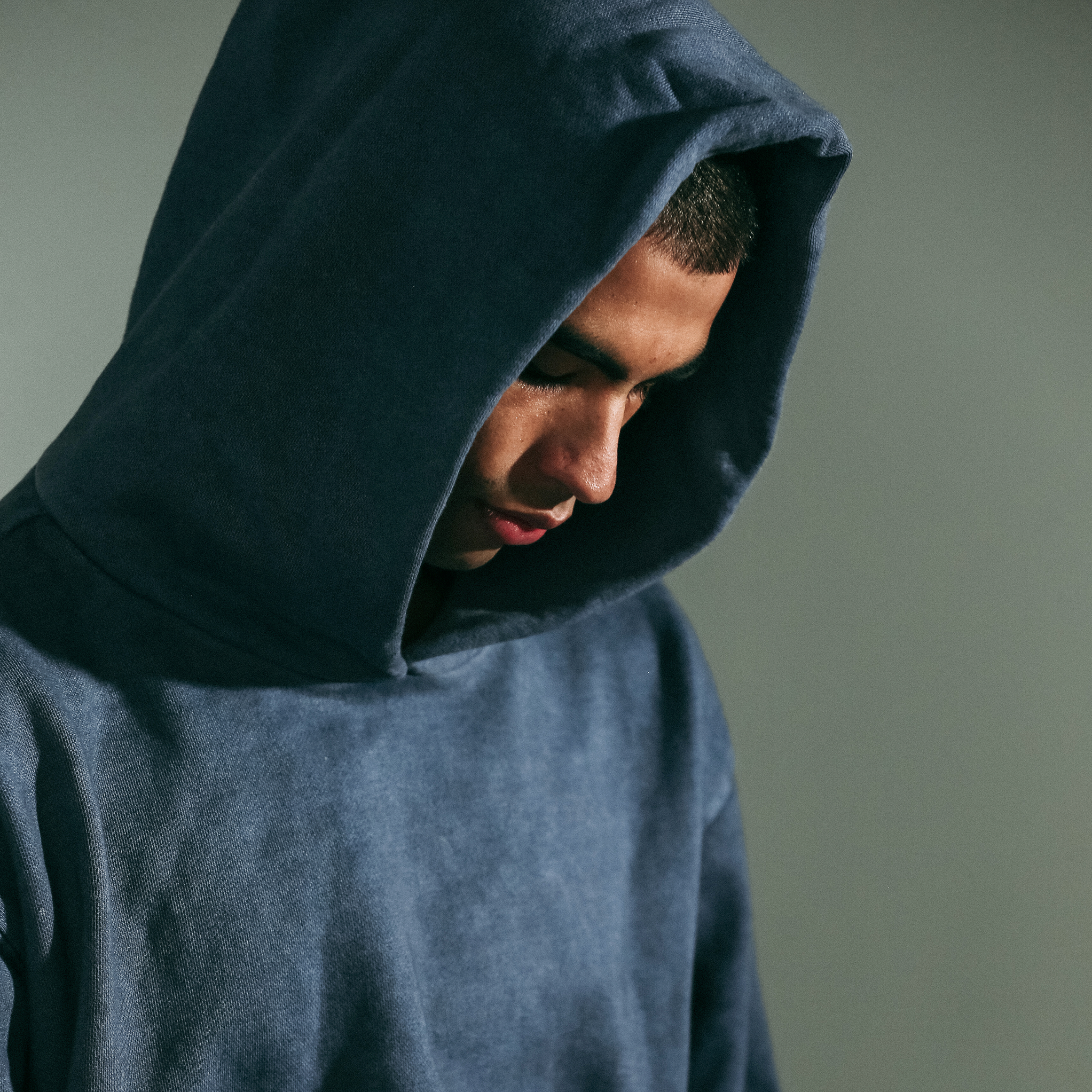 15oz Heavy Cotton Hoodie Oversized Drop-Shoulder Pigment-Dyed Fleece