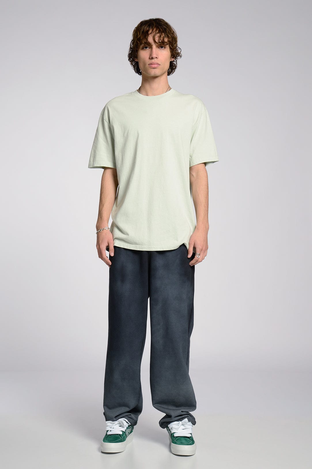 Made Homeroom Garment-Dyed Heavyweight Cotton T-Shirt Relaxed Tubular Fit