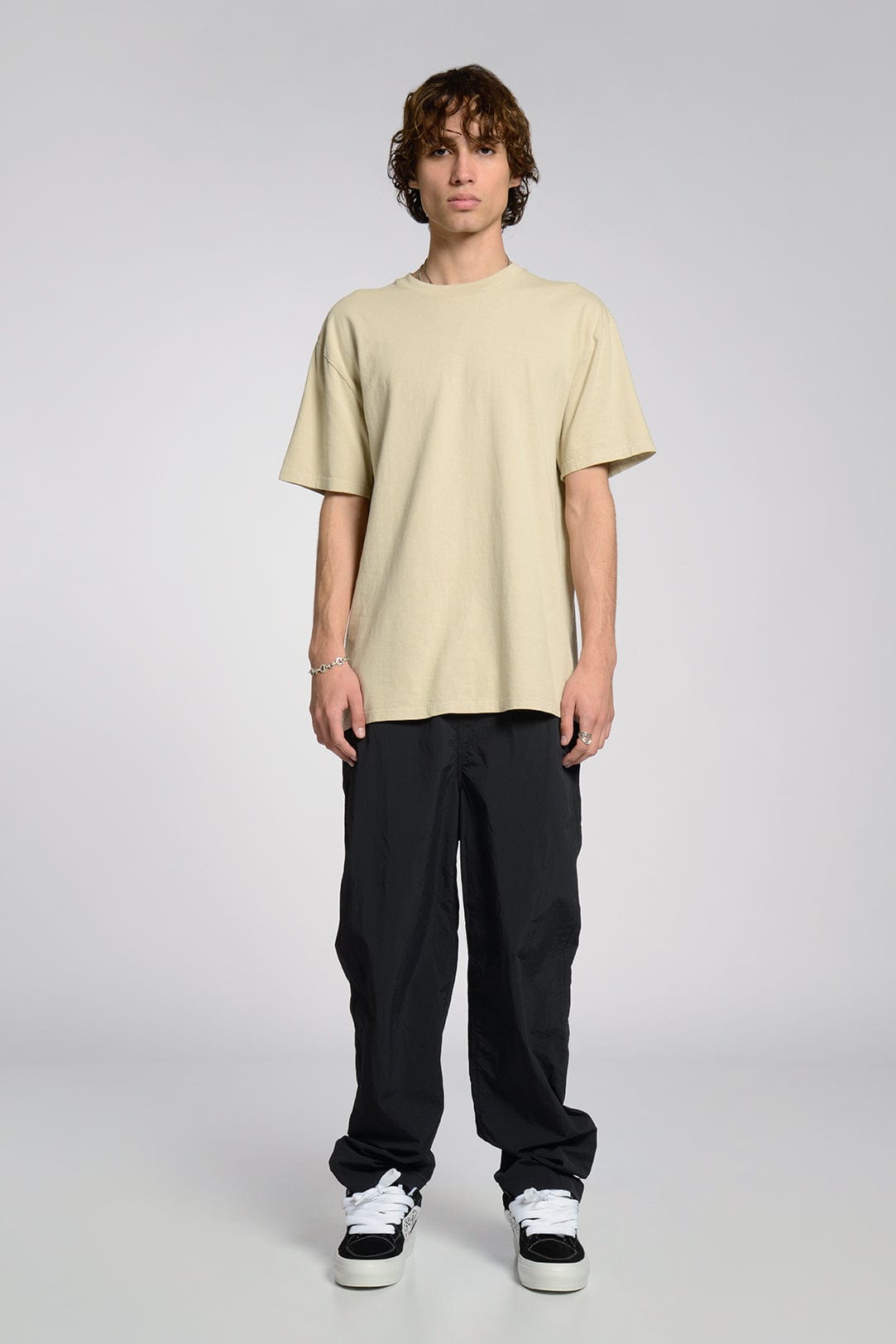 Made Homeroom Garment-Dyed Heavyweight Cotton T-Shirt Relaxed Tubular Fit
