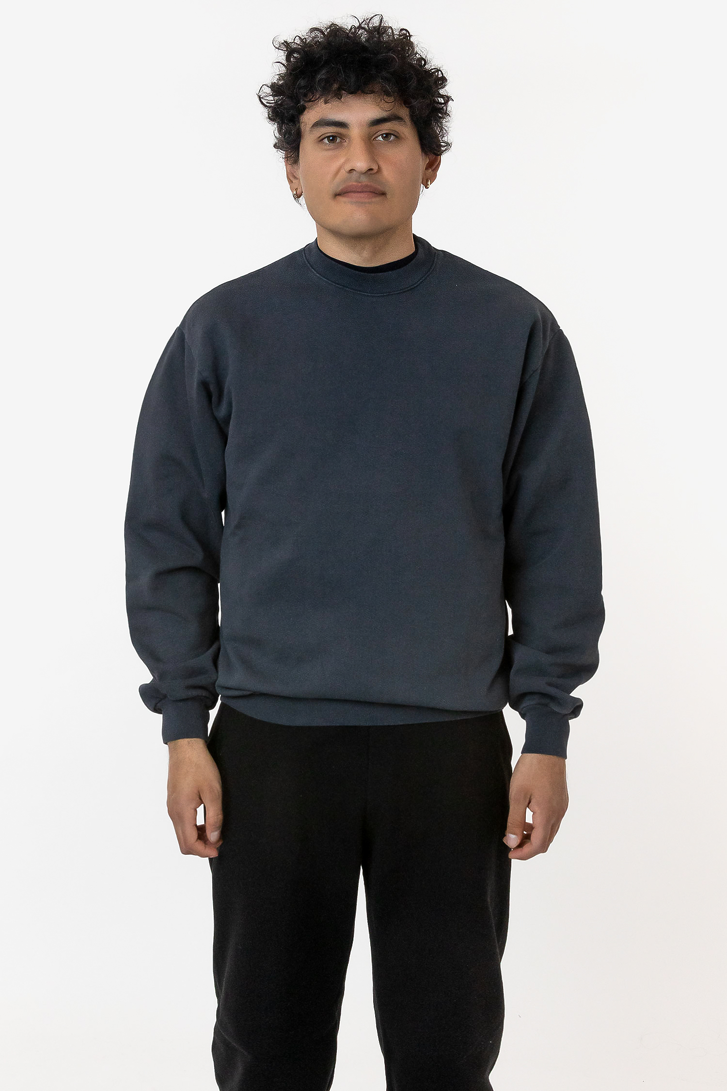 Luxurious 14oz Heavy Fleece Garment Dyed Crewneck Sweatshirt - Soft & Warm